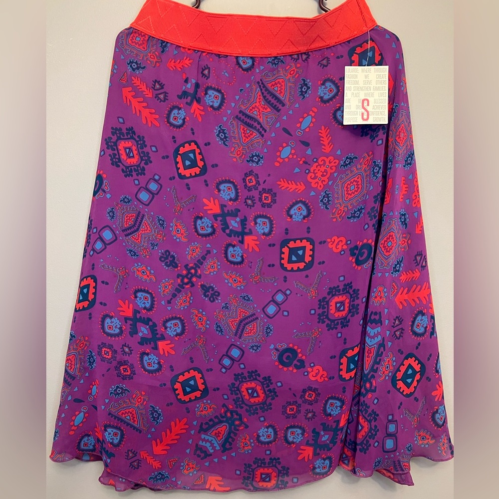 Lula Roe Lola skirt size small brand new with tags